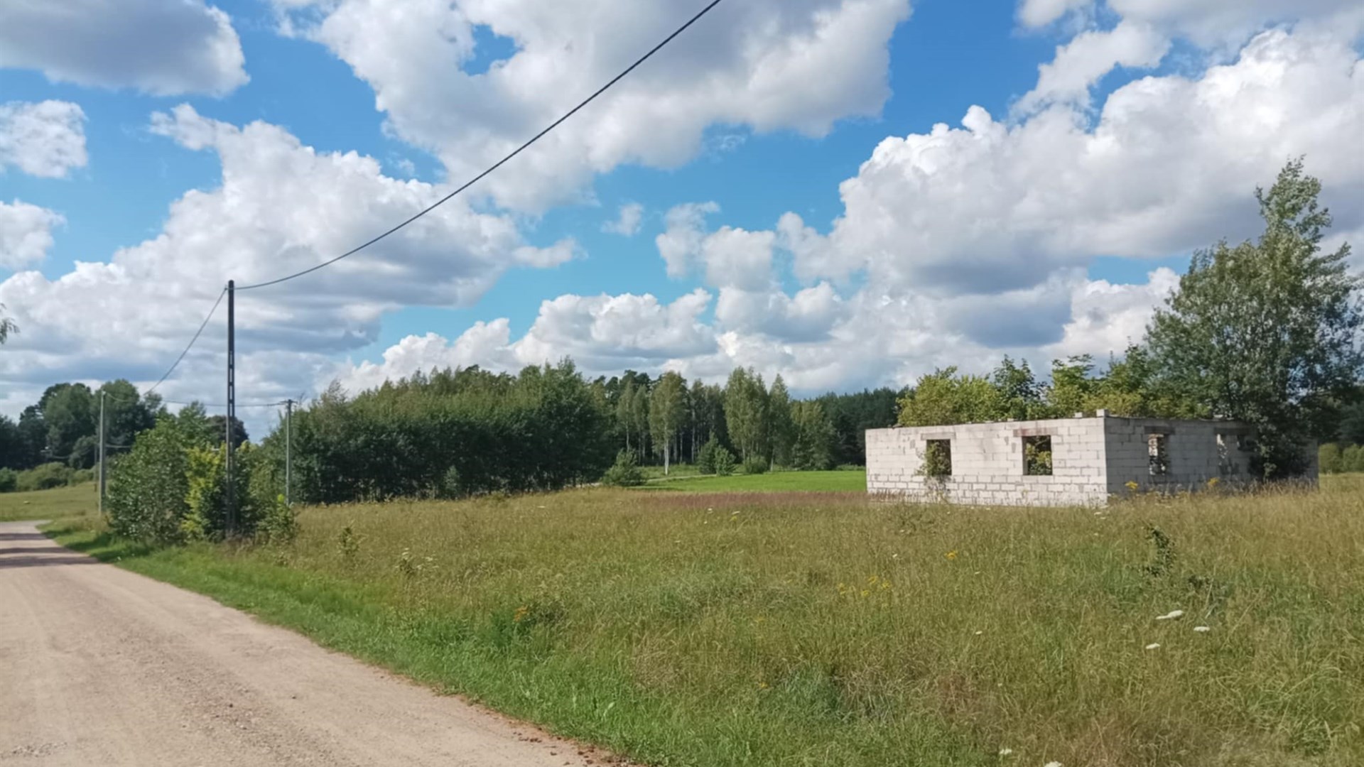 Działka na sprzedaż